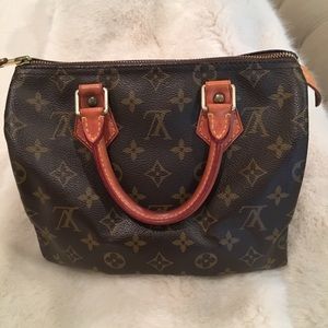 Louis Vuitton Speedy 25